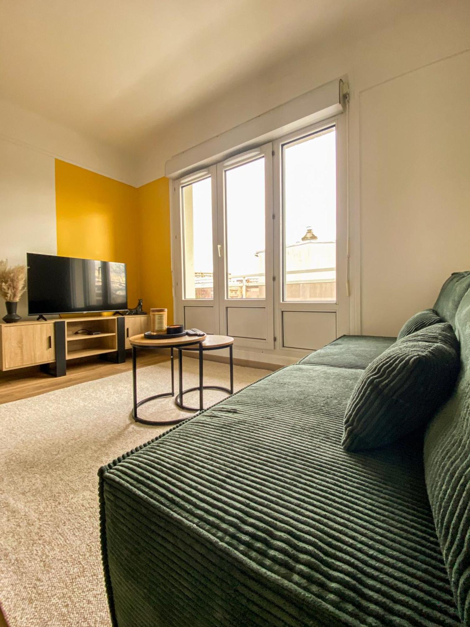 Appartement Cosy Au Coeur De Реймс Екстер'єр фото
