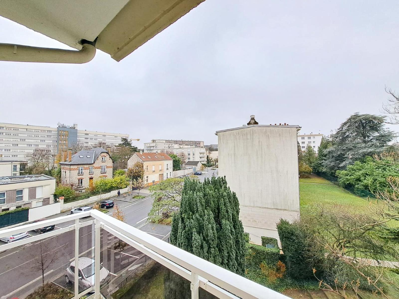Appartement Cosy Au Coeur De Реймс Екстер'єр фото